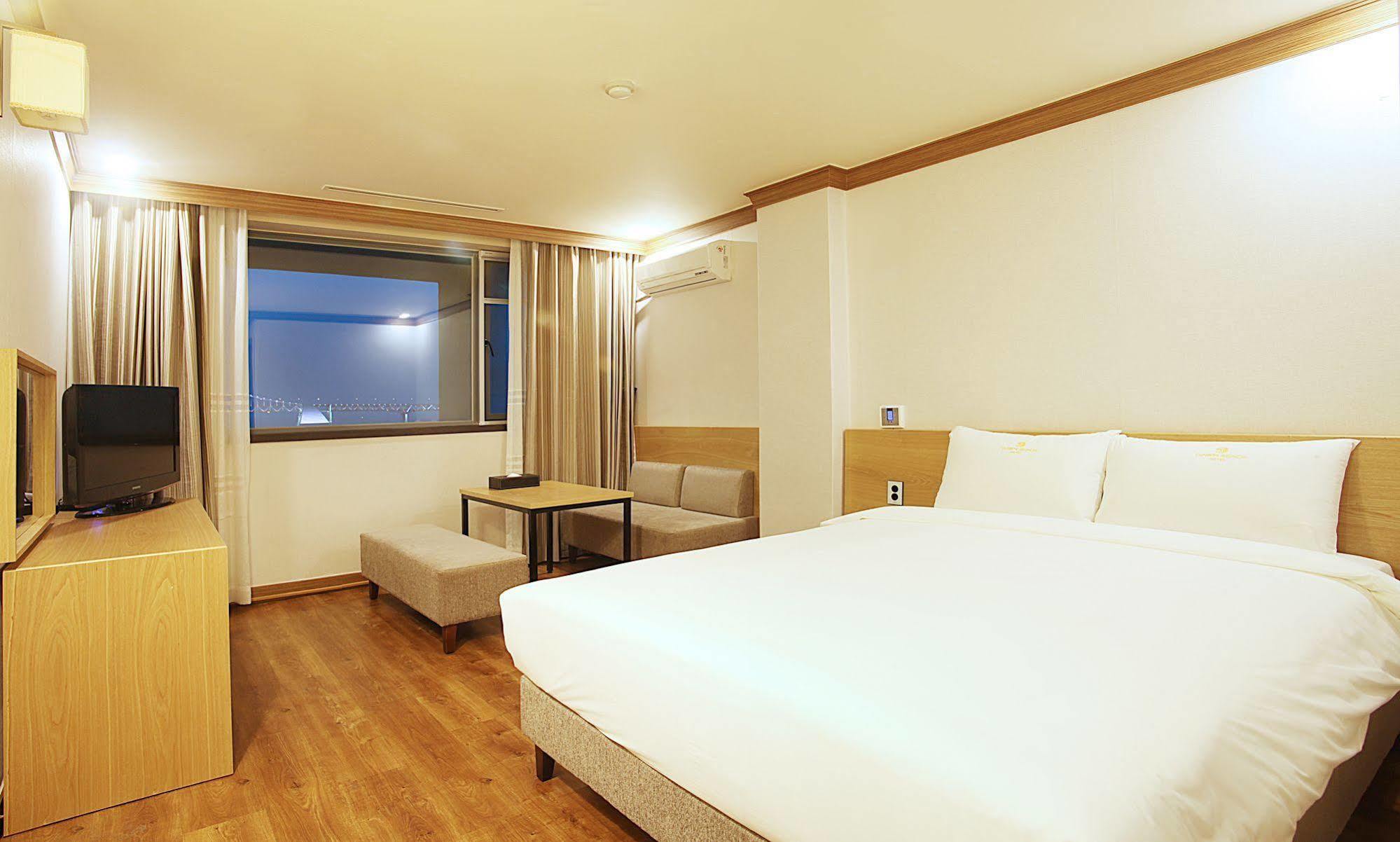 Dawn Beach Hotel Pusan Zewnętrze zdjęcie